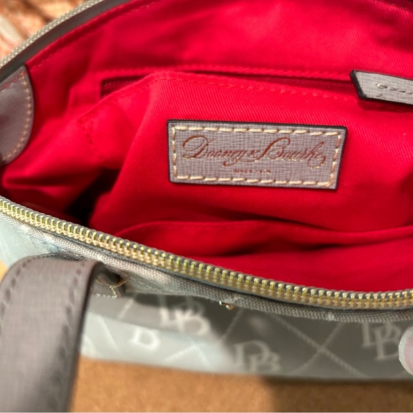 Dooney& Bourke signature gray and white quilted handbag Ruby Style 799344784928 - Picture 10 of 16